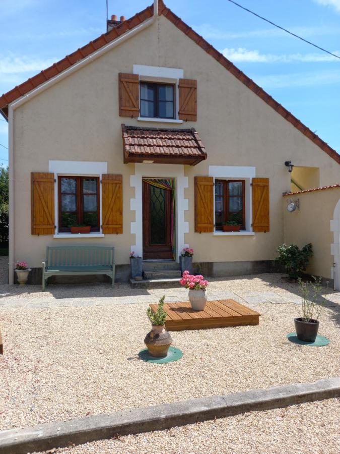 Chambres D' Hotes A Benaize Coulonges  Zewnętrze zdjęcie